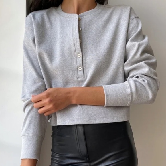 NWT Aritzia Wilfred Free Mavis Long Sleeve Henley Top Gray XXS - Picture 2 of 8